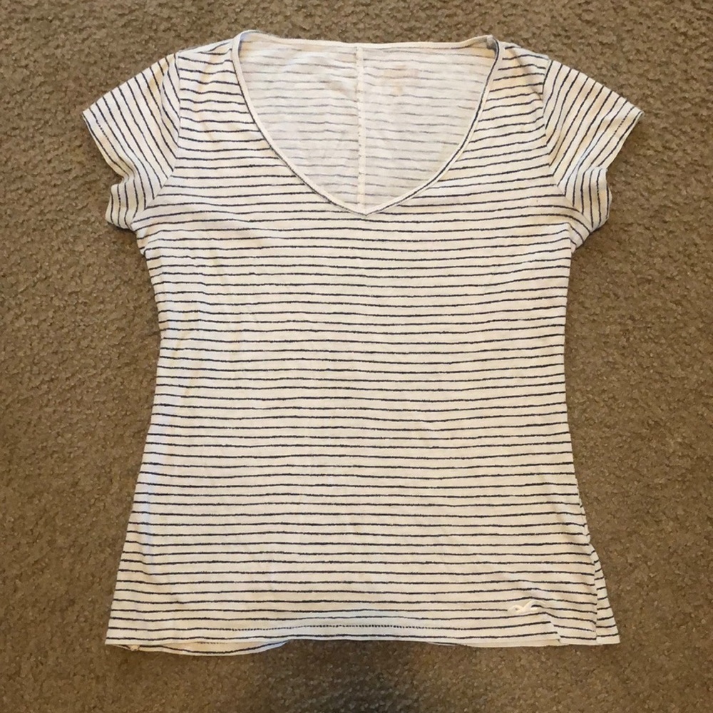 Cute basic Hollister stripped top
